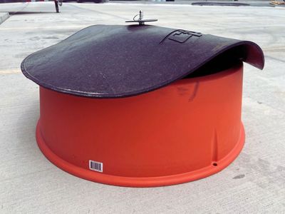 *LIMITED STOCK* Heavy-Duty 3-Compartment Poly Mineral Feeder