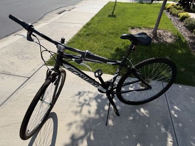 Schwinn Trailway Hybrid Bike - Men's Black/White, Good Condition