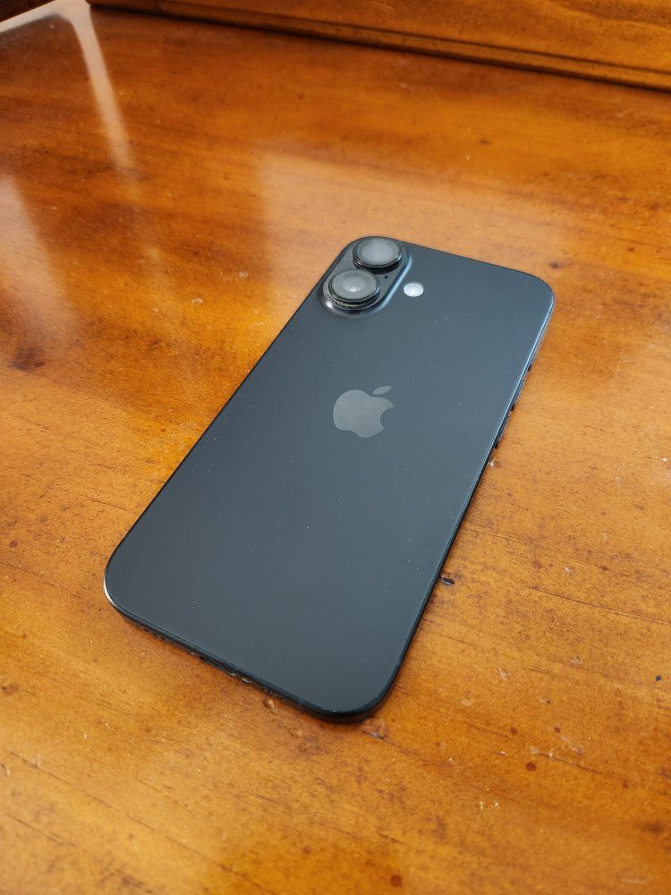 iPhone 16 128gb
