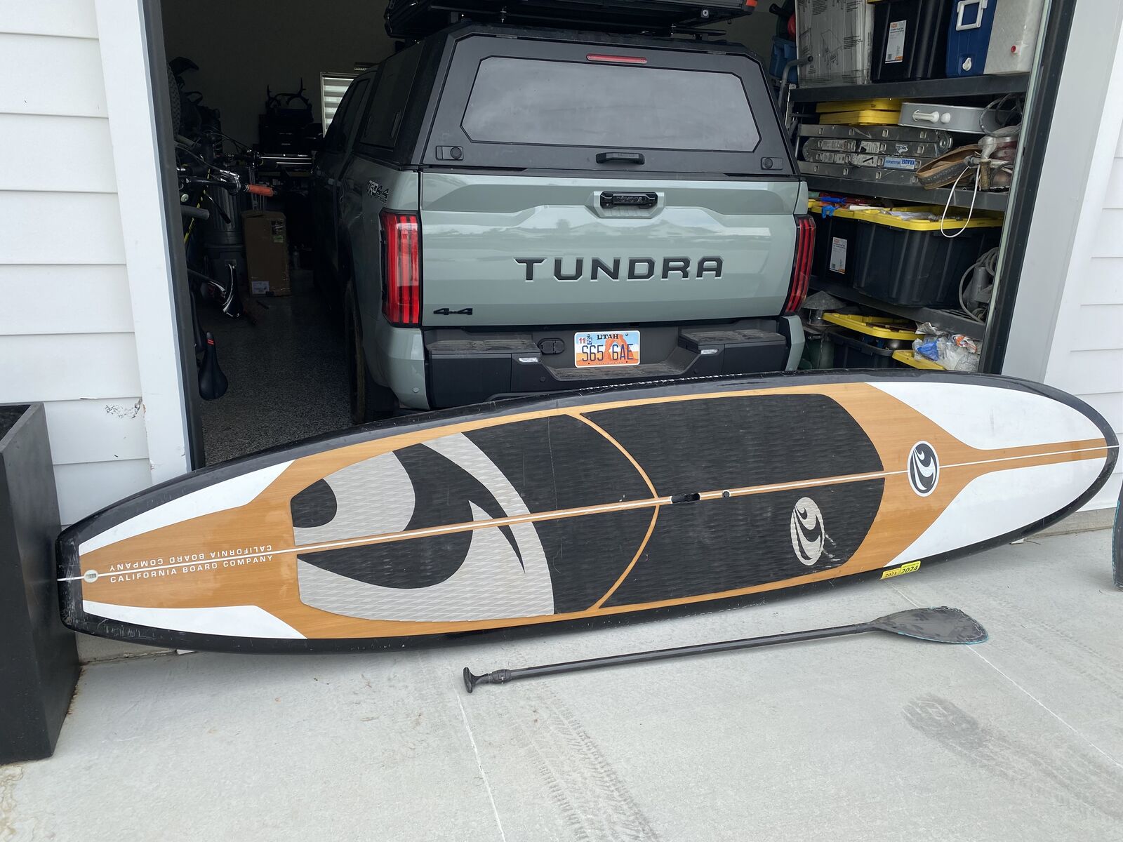 California Board Company 12’ fiberglass SUP paddle board carbon paddle