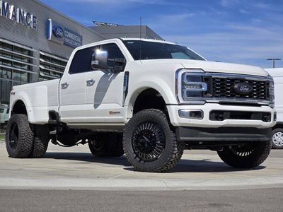 2026 Ford F-450 Super Duty Platinum