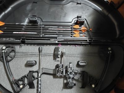 Mission Archery Switch compound bow & arrows with case with sights for sale