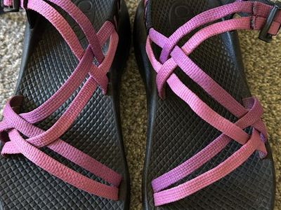 Chaco Z/Cloud X2 girls Sport Sandals - Black/Purple, Size 4, Adjustable Straps