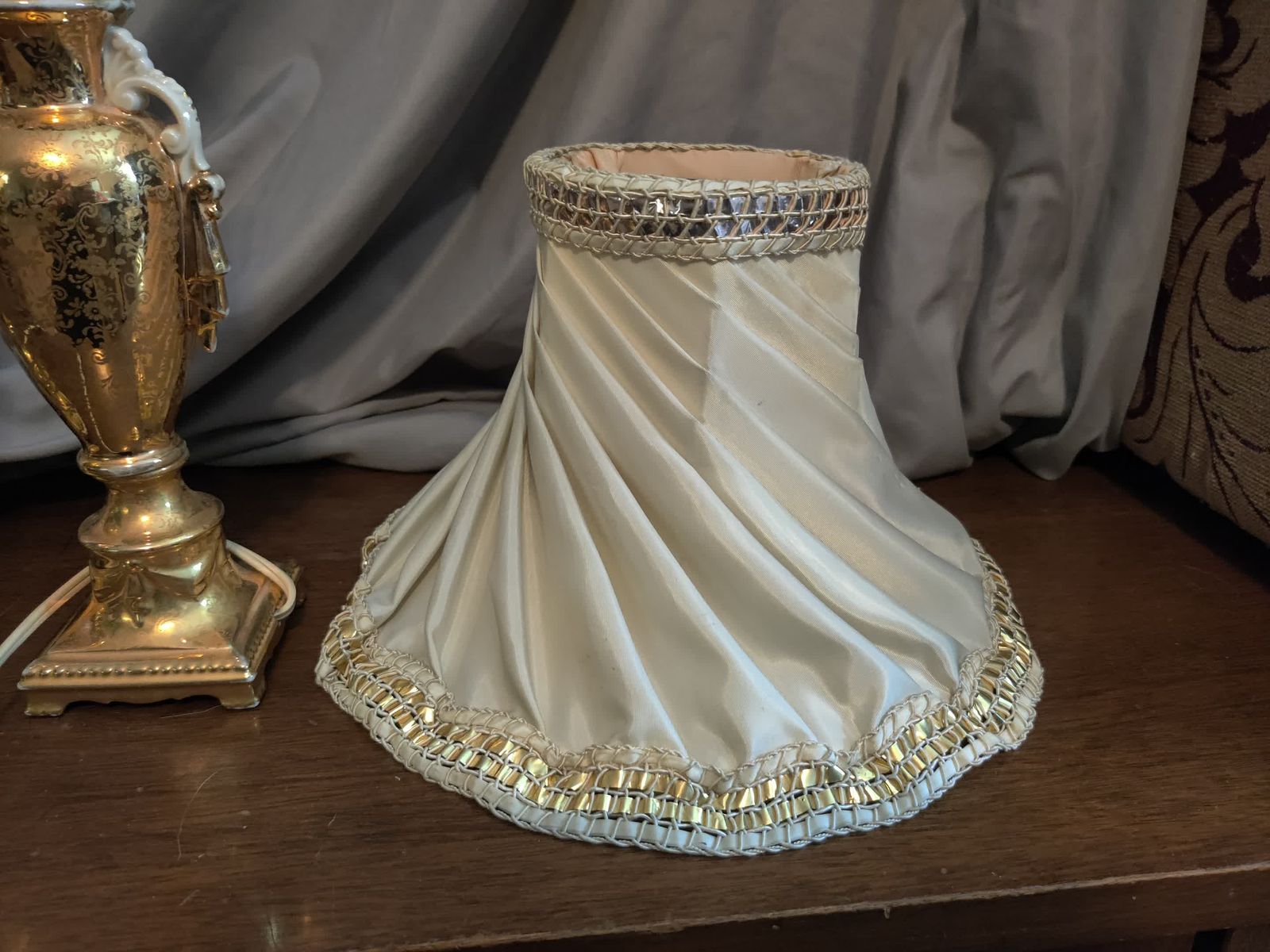 Main image 4
