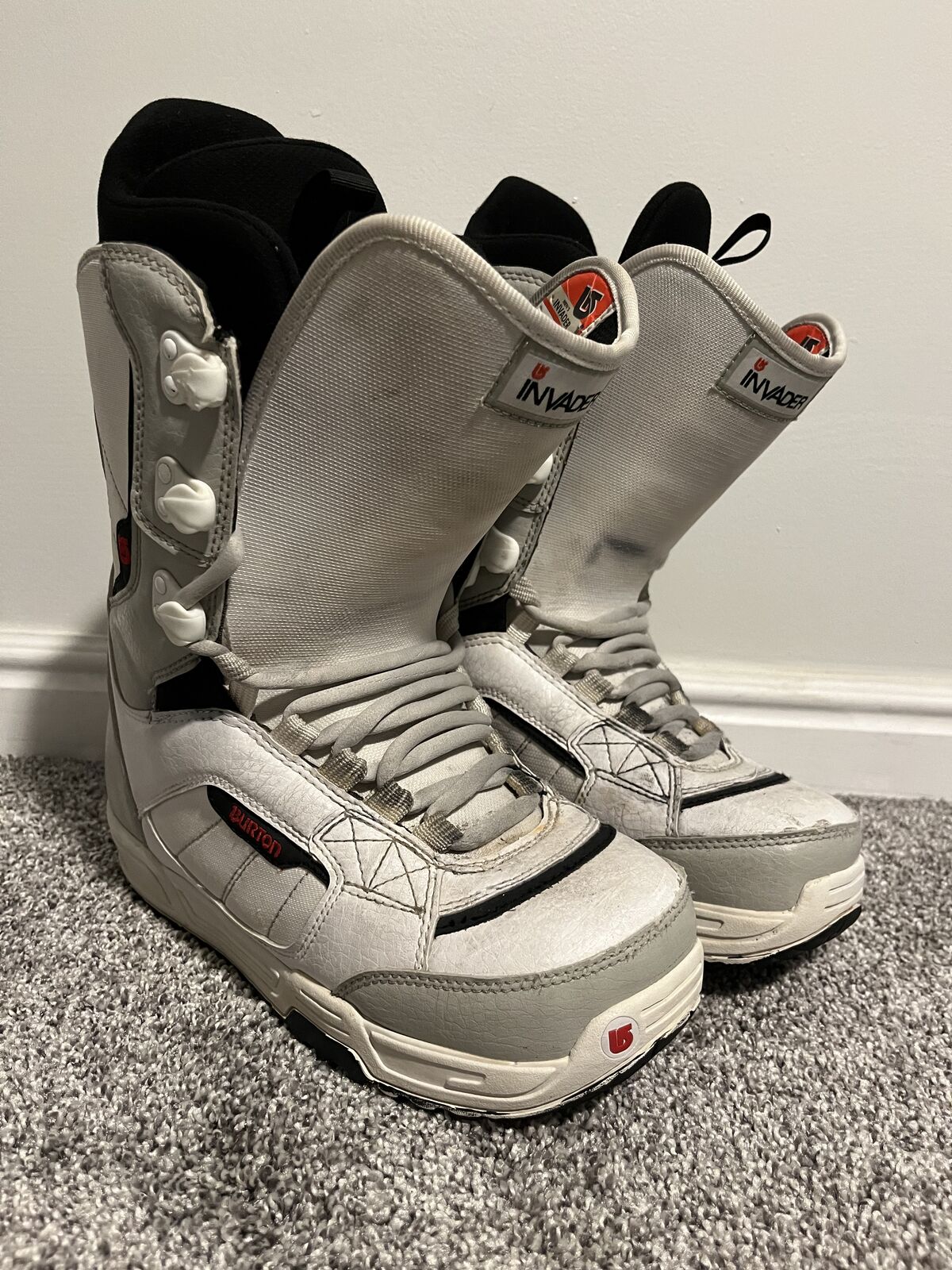 Burton Invader Snowboard Boots Size 6