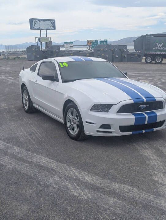2014 FORD MUSTANG V6