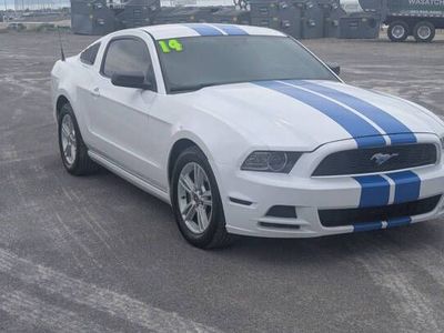 2014 FORD MUSTANG V6