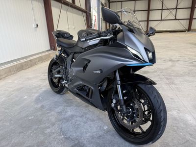 2025 Yamaha YZF R7