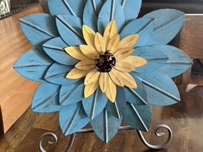 Metal Flower Decor Tabletop Sculpture Blue Yellow