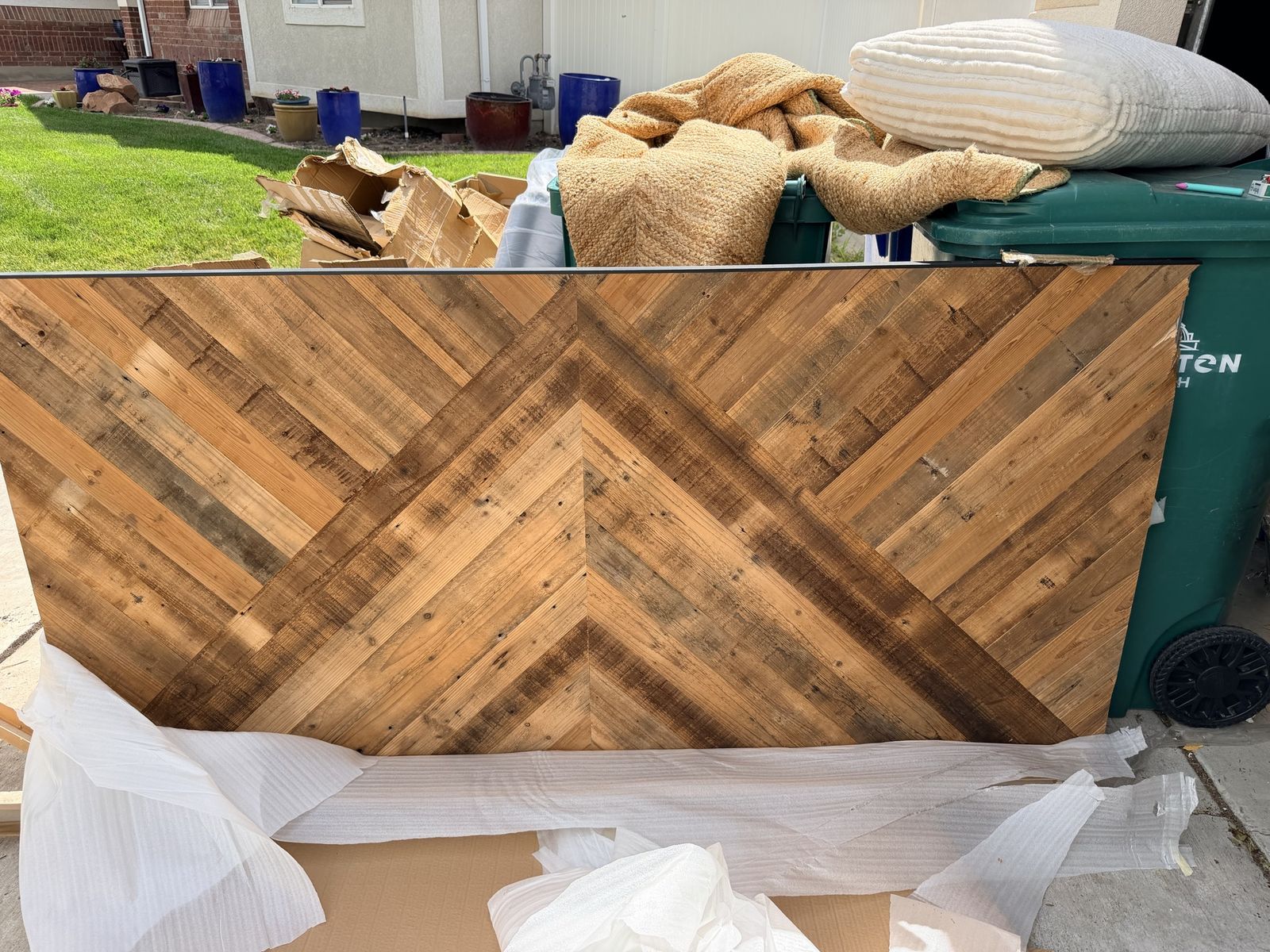 New. Rustic Barn Door 83x40.5 Chevron Wood Panel or Wall Acoustic Decor, Distressed Finish. Minor Damage. No Hardware.