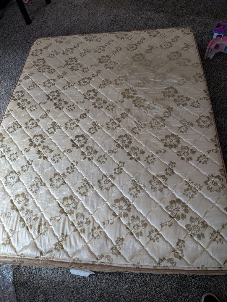 Used Queen Size Mattress