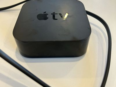 Apple TV 4K (2nd Generation) 32GB HDR Media Stream