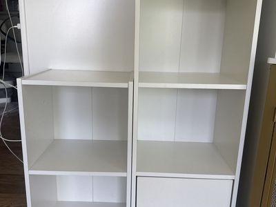 White Modular Storage Shelf Unit - 5 Open Cubbies & 1 Cabinet