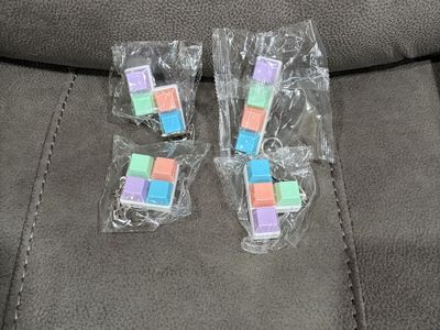 50 Bulk Fidget Keyboard Keychain for Selling