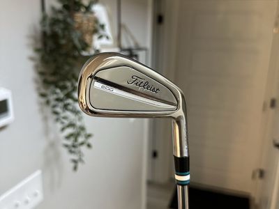 2023 Titliest T200 4 Iron (stiff)