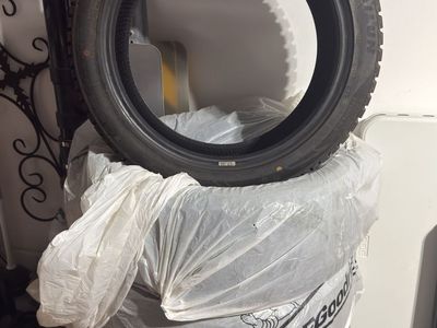Sailun Ice Blazer WSTX BW 235/45R18 Snow Tires (Set of 4) - Less than 200 Miles!
