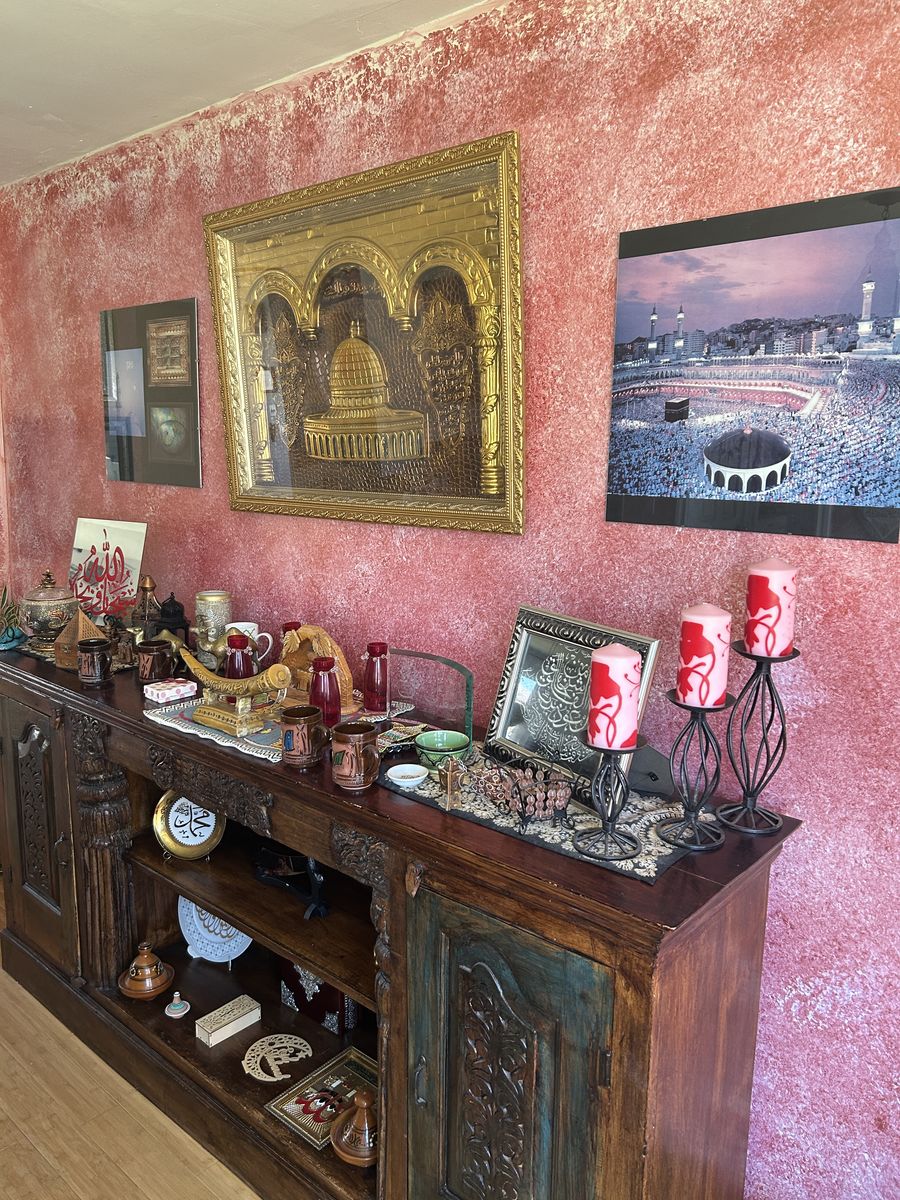 Unique Home Decor Collection – Wall Art, Tapestries & Accent Pieces