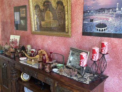 Unique Home Decor Collection – Wall Art, Tapestries & Accent Pieces