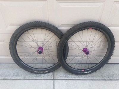 Carbon wheelsets (NOBL, Forge&Bond, Derby, ENVE)