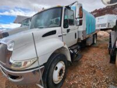 2009 International Durastar 4300 / MA025 Water Truck