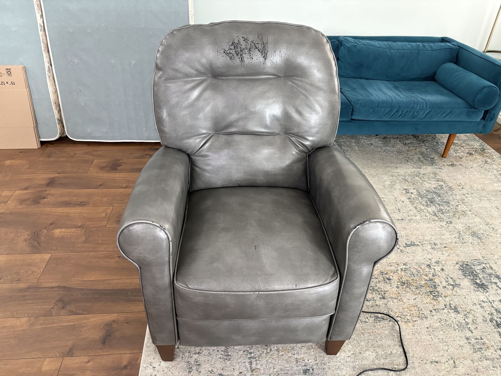 Comfortable Leather Electric Recliner