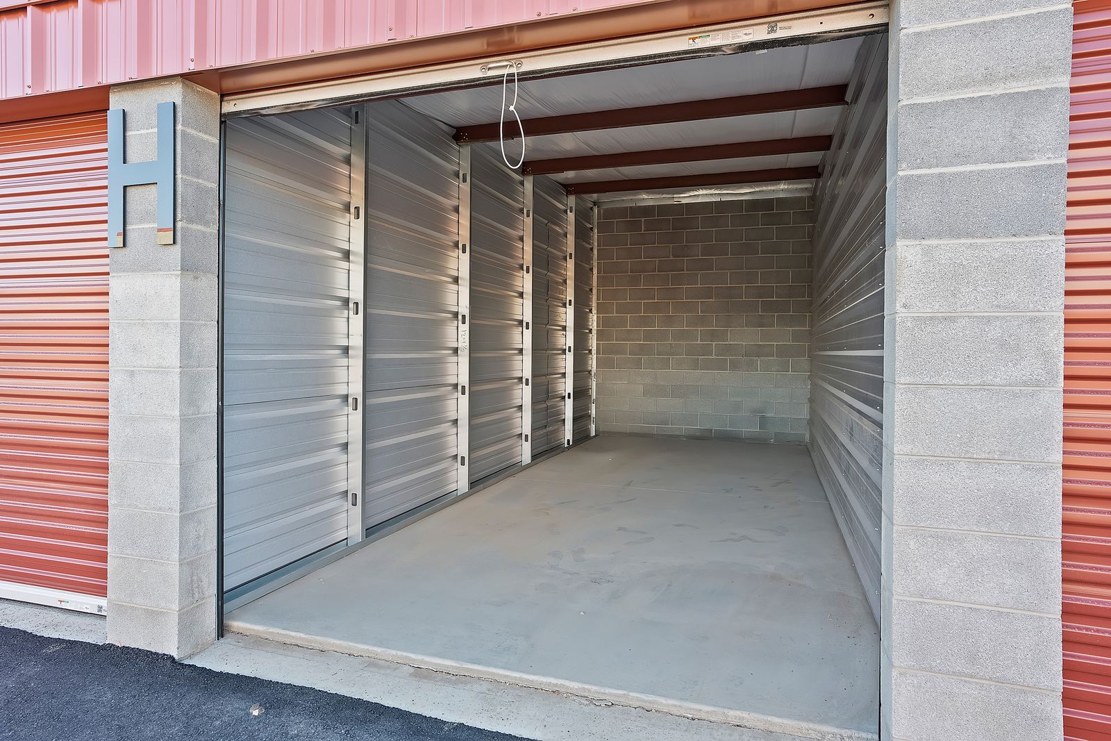 West Haven Storage Units – Clean, Secure, Affordable!