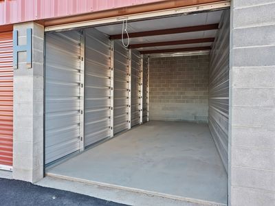 West Haven Storage Units – Clean, Secure, Affordable!