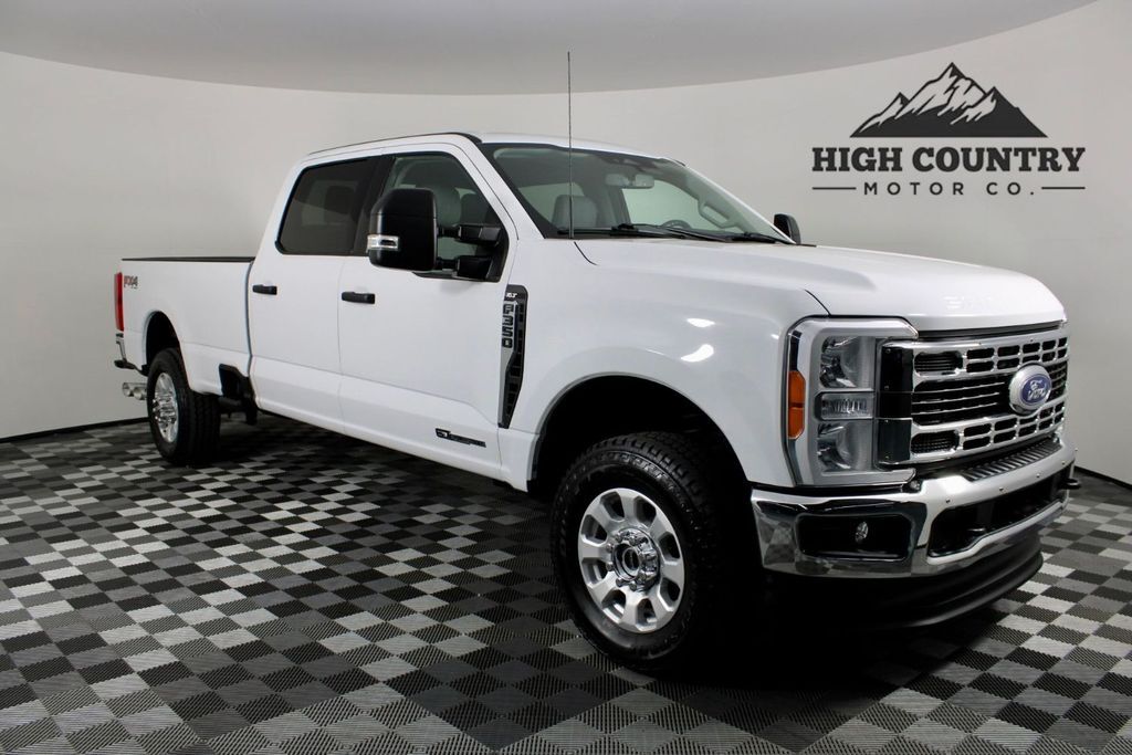 2023 Ford F-350 Super Duty XLT