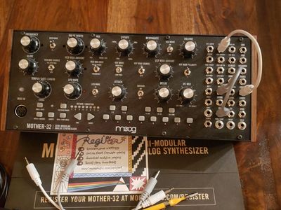 Moog Mother 32 Synthesizer Sequencer