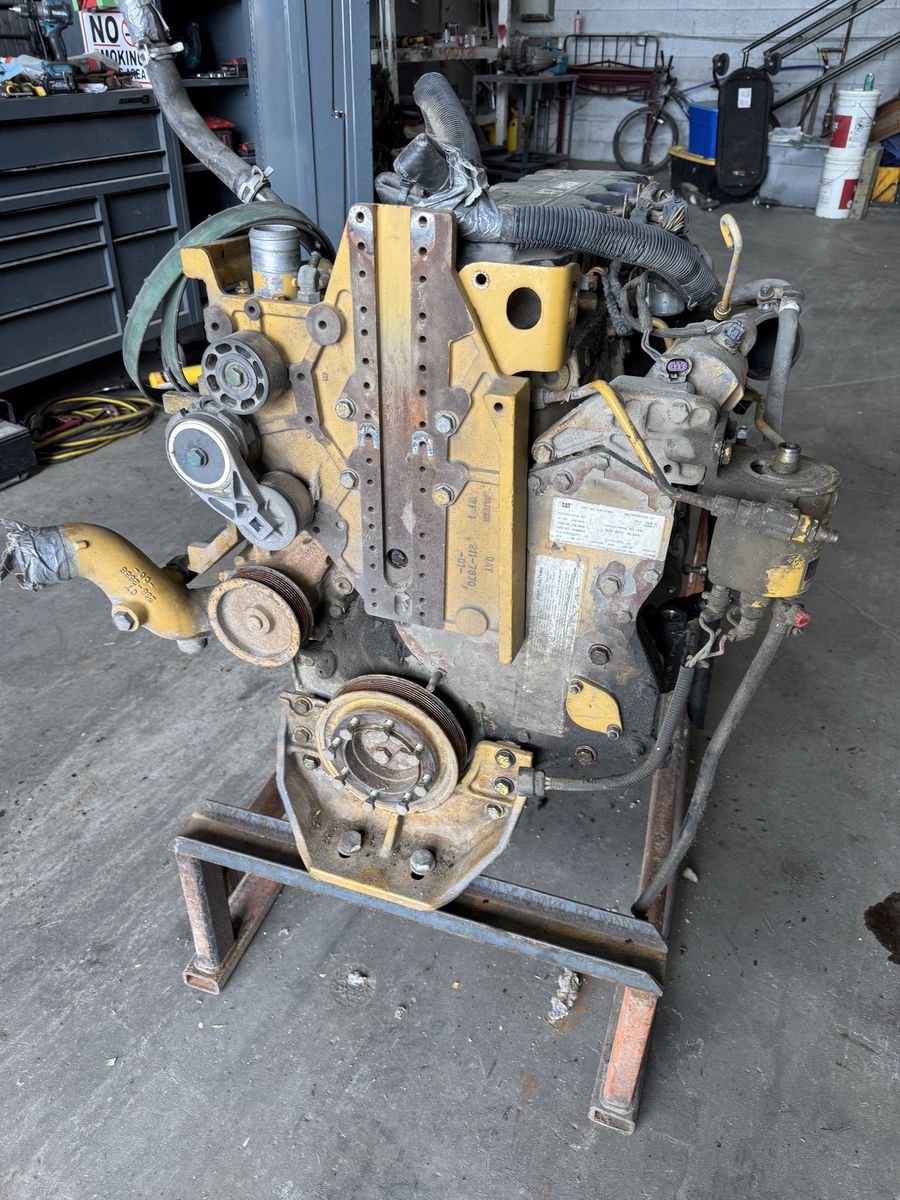 Caterpillar C7 Acert Engine