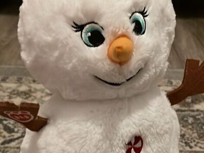 Build a bear bab girl peppermint snowman