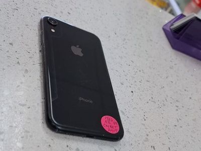 Iphone XR 64GB -Only ATT