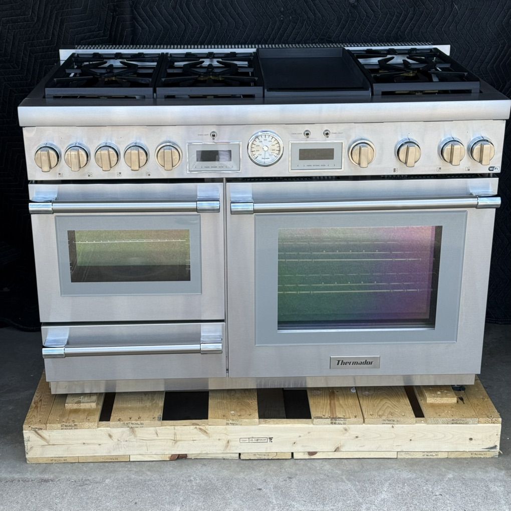 Like New- Thermador Pro Grand 48 Dual Fuel Range