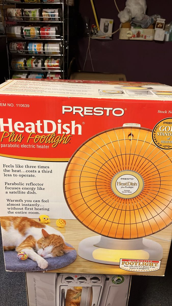 Presto HeatDish Plus Footlight Heater