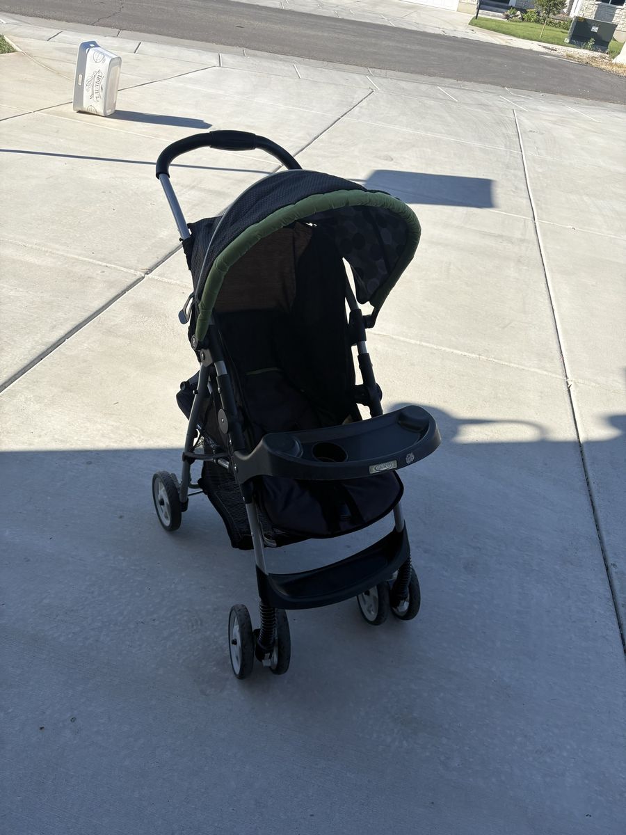 Graco Lightweight Baby Stroller - Black/Green, Compact Fold, Tray