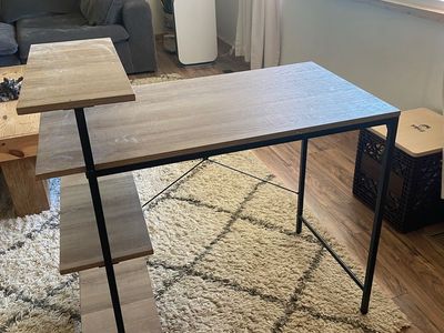 Cute desk! $30