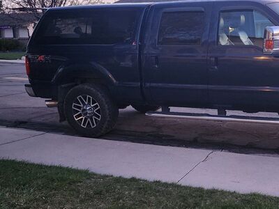 Leer 100R Truck Shell Bed Topper Fiberglass Short