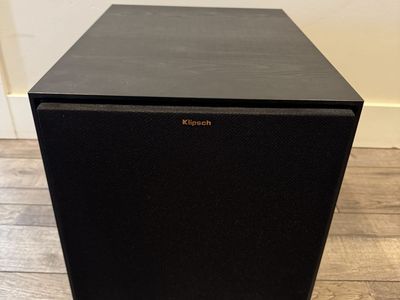 Klipsch R-101SW 10" Powered Subwoofer (Reference Series) – Great Condition
