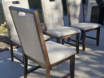 4 Dining chairs