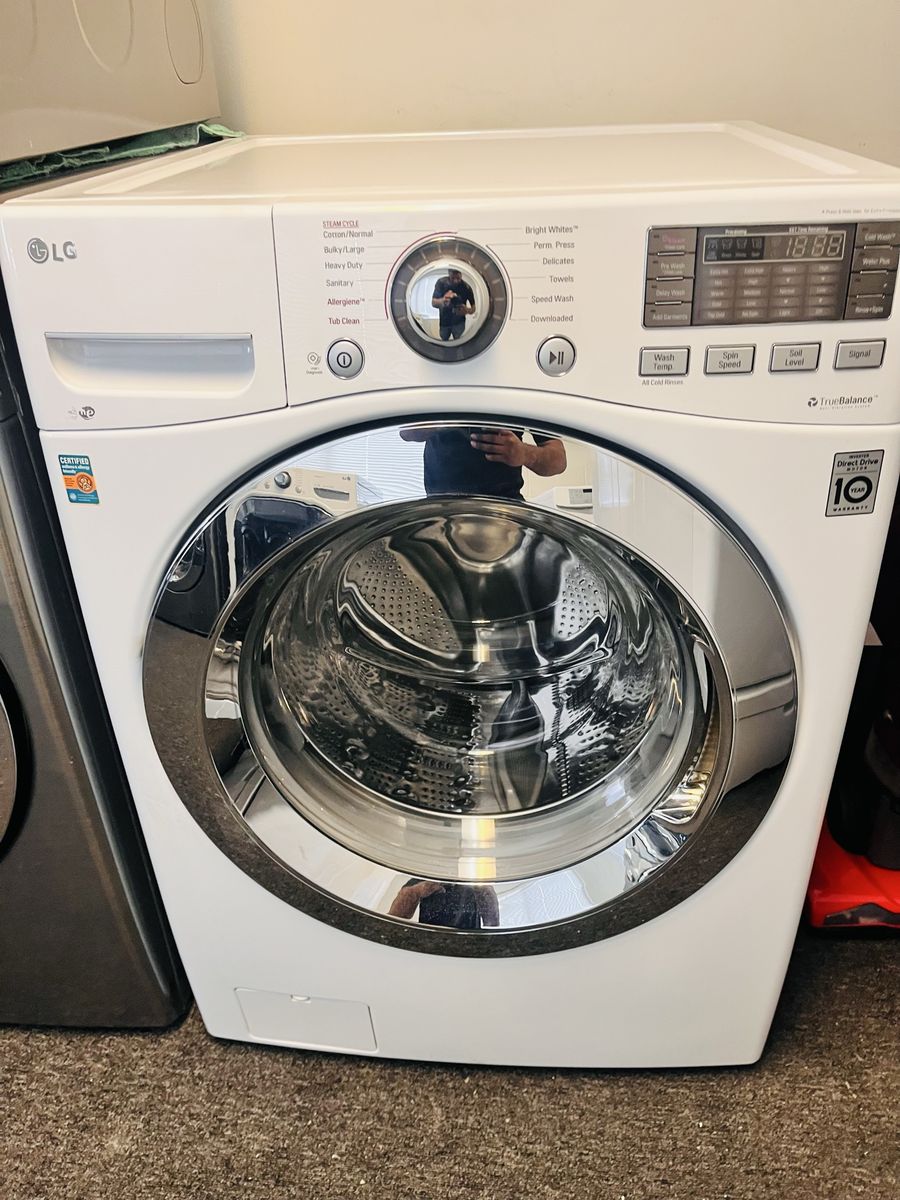 LG 4.5 cu ft washing machine