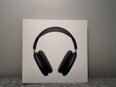 BRAND NEW Apple AirPods Max Headphones