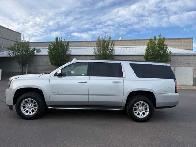 2017 GMC Yukon XL SLT