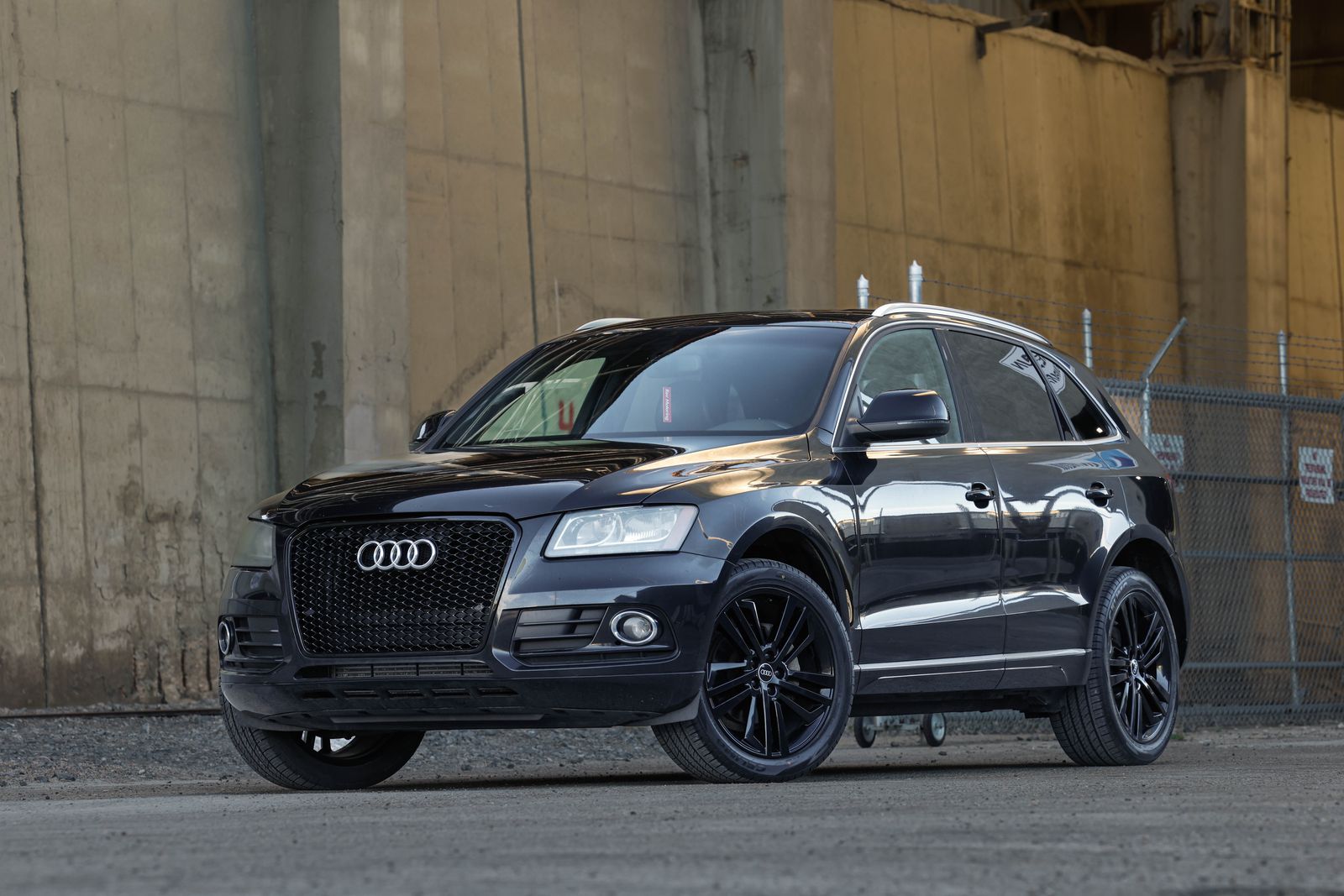2013 AUDI Q5 2.0T quattro Premium