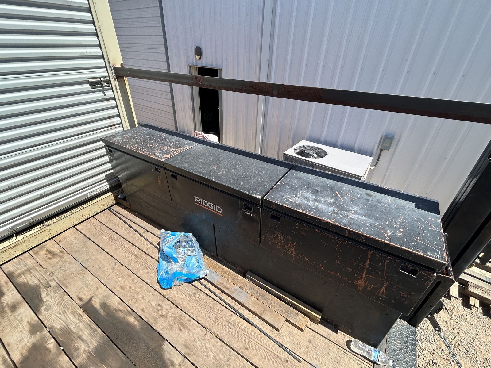 Main image 7