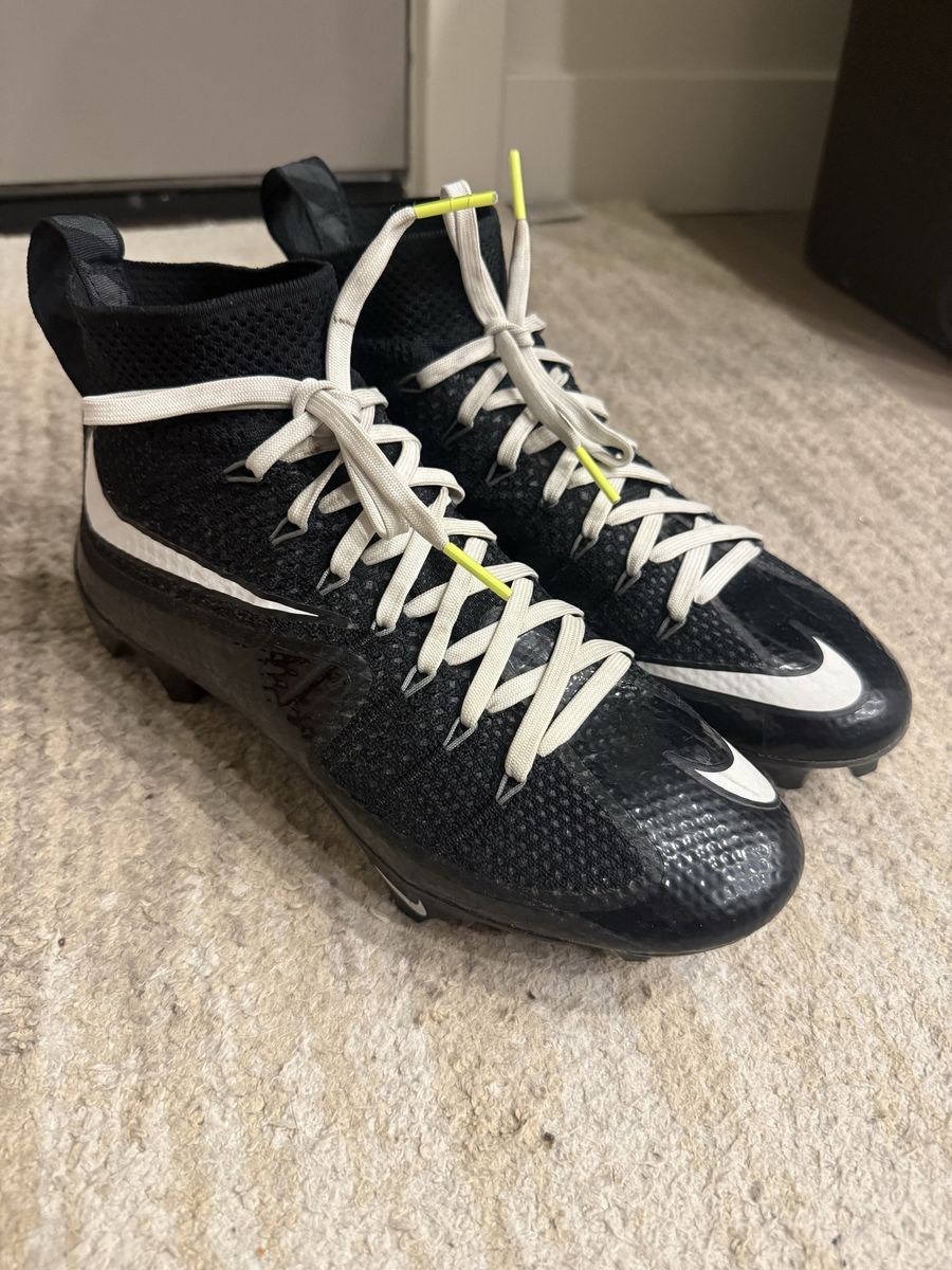 Nike Vapor Untouchable