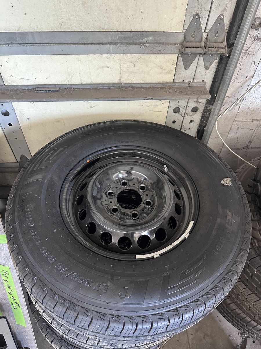 New Sprinter wheels/tires (4)