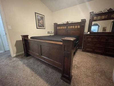 Rustic Solid Wood Queen Bedroom Set with Metal & Tile Accents