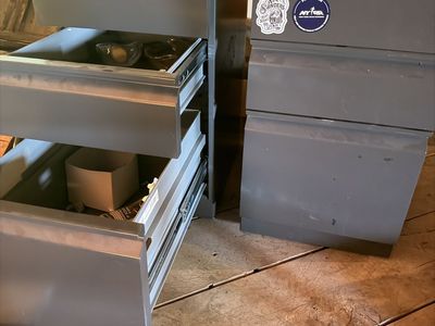 Heavy duty under desk, filing cabinets with drawers