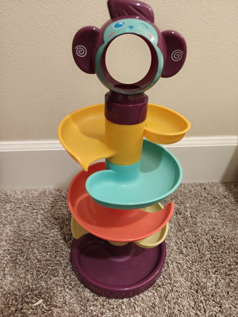 A colorful tower for baby development