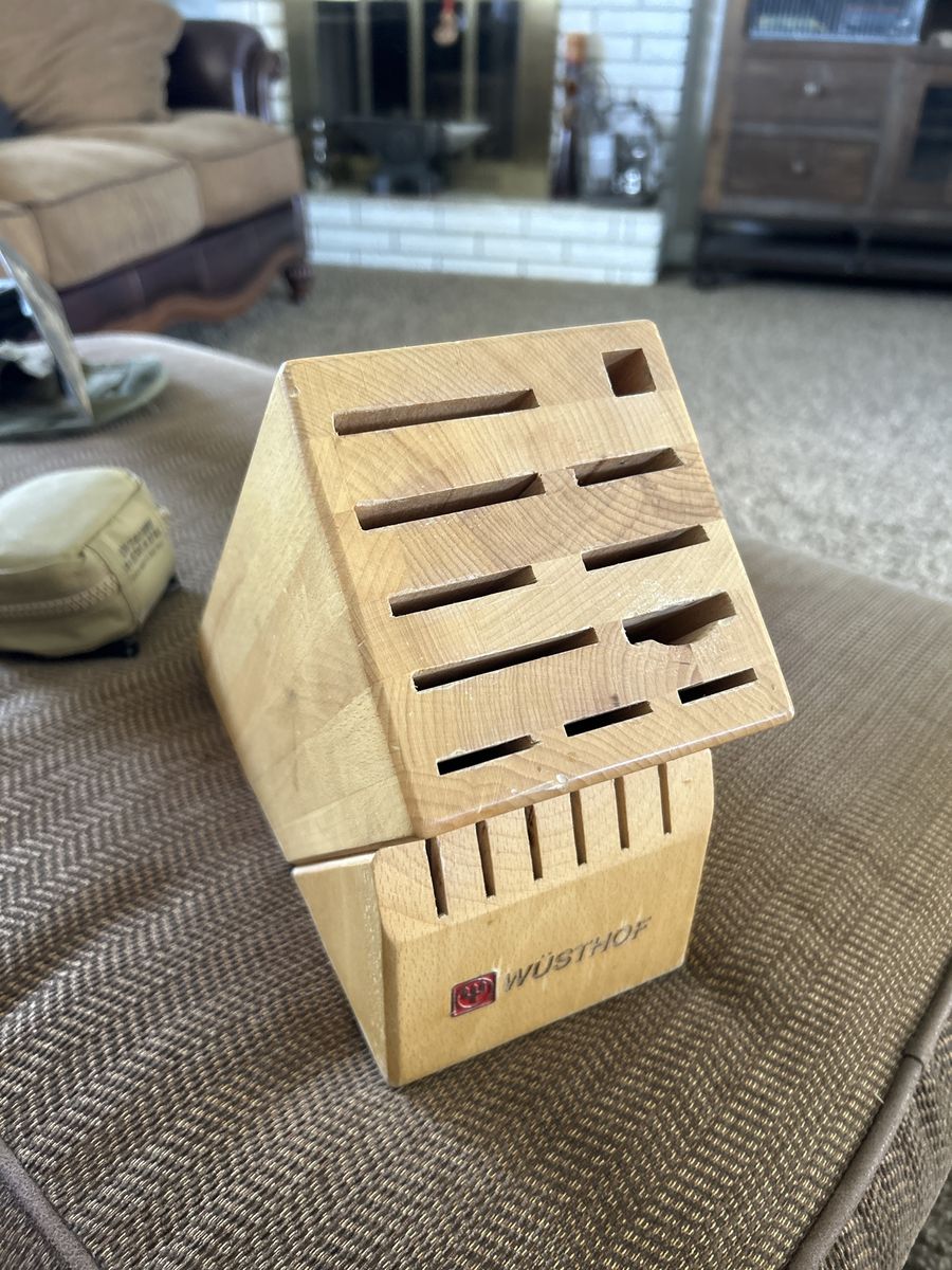 WÜSTHOF knife block
